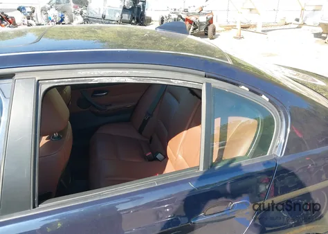 2006 BMW 325I из США, поврежденный, VIN WBAVB13596PT18693